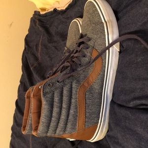 Men’s Hi Top Vans 11.5 Shoes